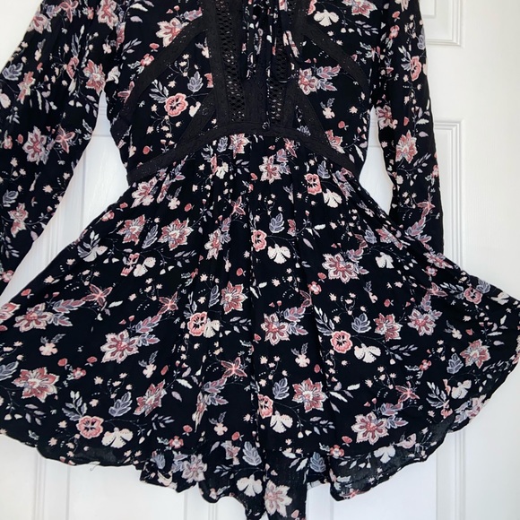 Mini Dress - Picture 2 of 6